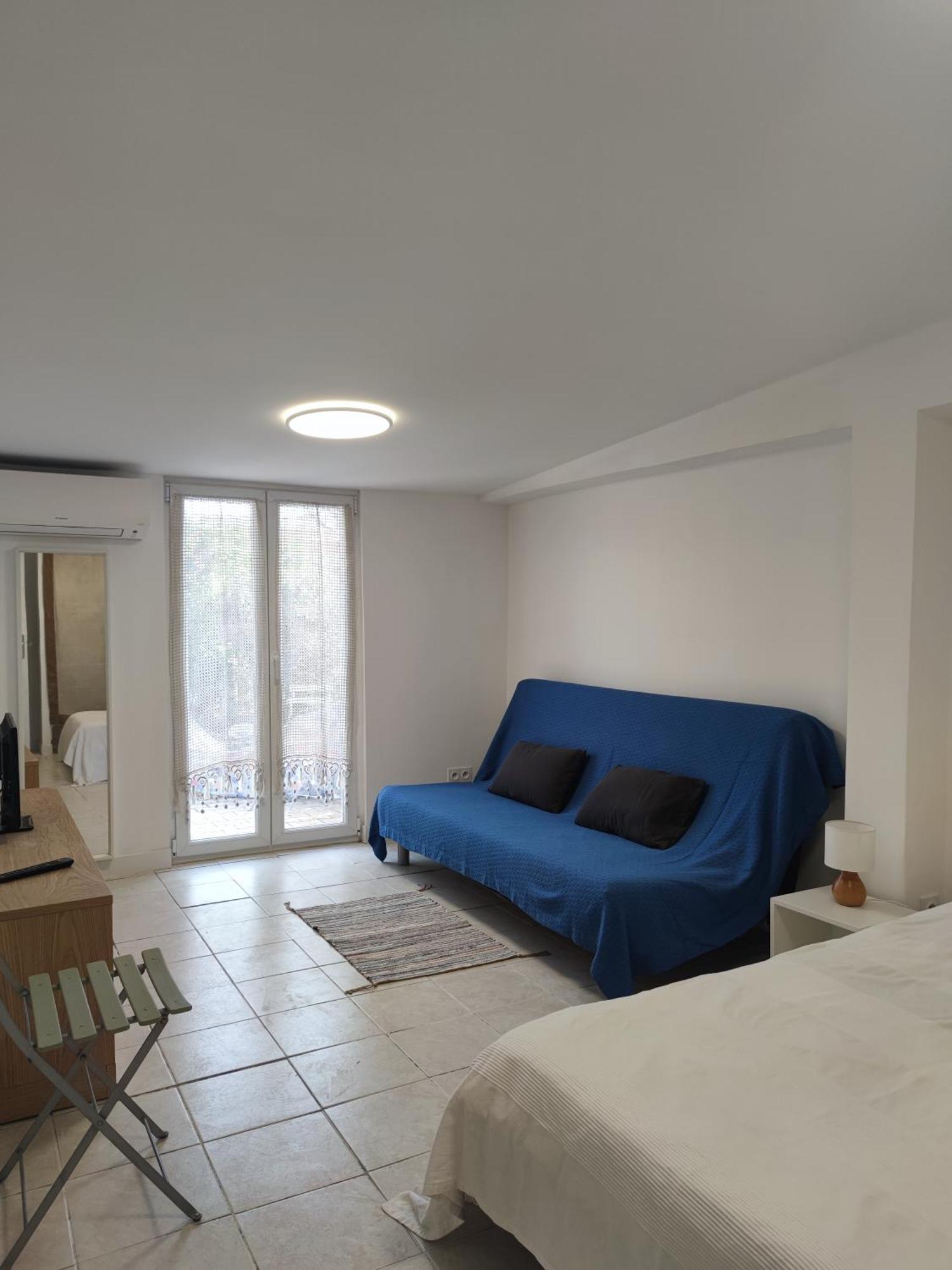Les Pieds Dans L'eau Aux Mers Du Sud - Les Ayguades Holiday home *